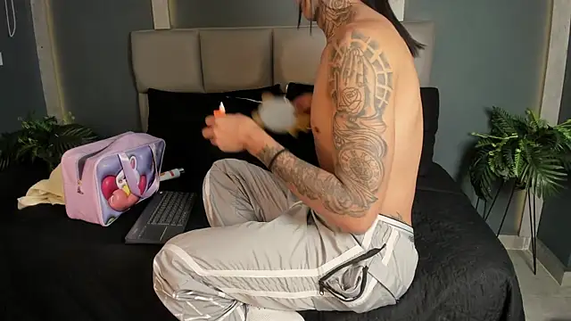 ArohomLester online show from February 14, 11:18 am