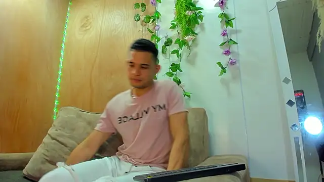 Snapshot of Jax_Thunder chatting on February 4, 2:01 pm Jax Thunder online show from February 4, 2:01 pm