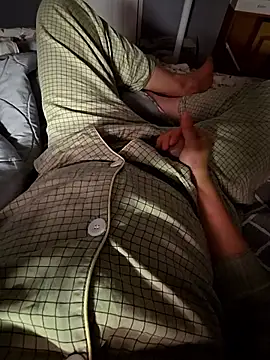 parkpark2 online show from December 15, 2:10 pm