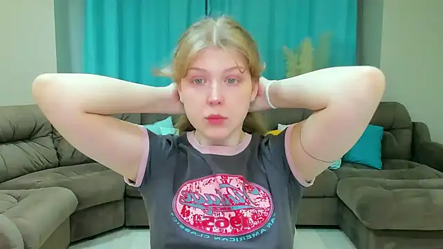 Stella Light online show from November 18, 4:28 am