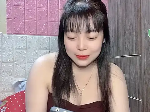 Butterfly kee online show from December 14, 2:00 pm