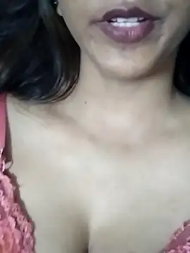 Snapshot of Aaliya_BigBoobs_1 chatting on May 23, 8:02 pm Aaliya BigBoobs 1 online show from May 23, 8:02 pm