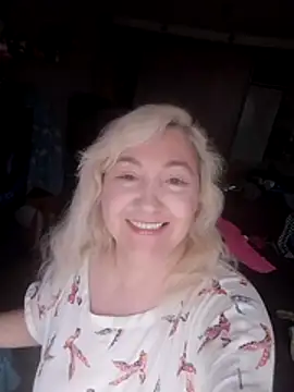 LadyKriss online show from May 30, 5:15 am
