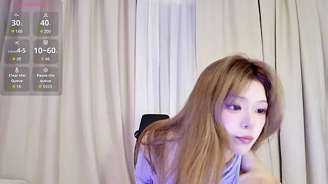 Snapshot of Abiutmm chatting on March 6, 2:13 pm Abiutmm online show from March 6, 2:13 pm