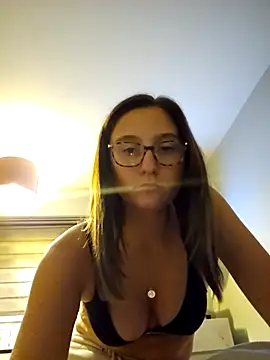 SashaBabyxx online show from November 2, 8:00 pm