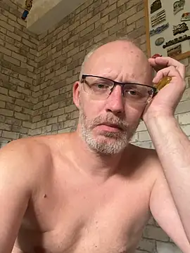 Snapshot of Cedric7653 chatting on July 5, 7:37 am Cedric7653 online show from July 5, 7:37 am