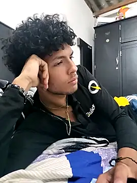 LyliaWood online show from October 28, 12:58 am