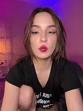 AngieFae  online show from December 21, 7:15 am