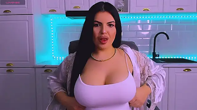 RheaLynn online show from March 3, 10:04 pm