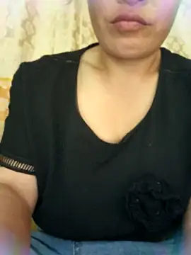 Snapshot of chipu06 chatting on July 13, 9:34 am chipu06 online show from July 13, 9:34 am