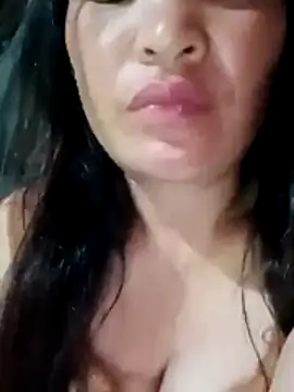 Snapshot of chipu06 chatting on July 25, 9:12 pm chipu06 online show from July 25, 9:12 pm