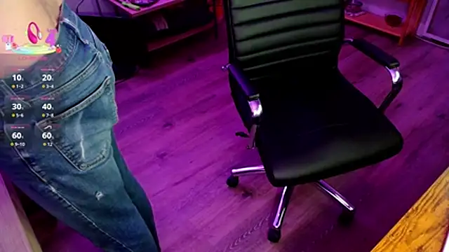 Snapshot of cody_outdoors chatting on October 29, 2:36 am cody outdoors online show from October 29, 2:36 am