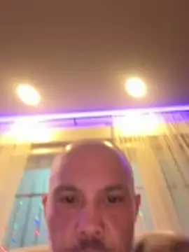 Snapshot of gitanoMad chatting on December 16, 10:04 pm gitanoMad online show from December 16, 10:04 pm