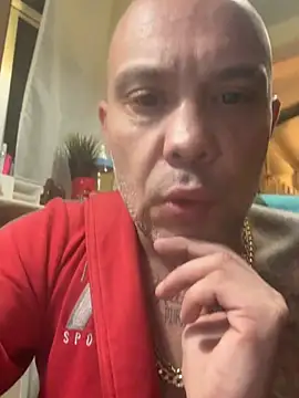 Snapshot of gitanoMad chatting on February 1, 6:50 pm gitanoMad online show from February 1, 6:50 pm