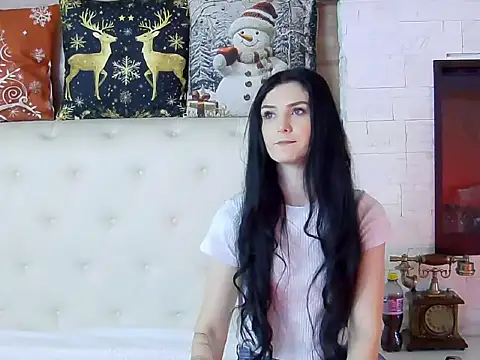 KendraNoir online show from December 17, 6:08 am