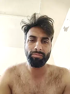 Snapshot of shail1987 chatting on February 16, 1:24 am shail1987 online show from February 16, 1:24 am