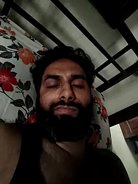 Snapshot of shail1987 chatting on March 13, 2:40 am shail1987 online show from March 13, 2:40 am