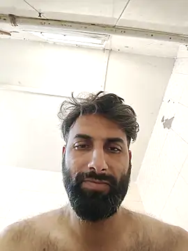 Snapshot of shail1987 chatting on April 8, 1:49 am shail1987 online show from April 8, 1:49 am