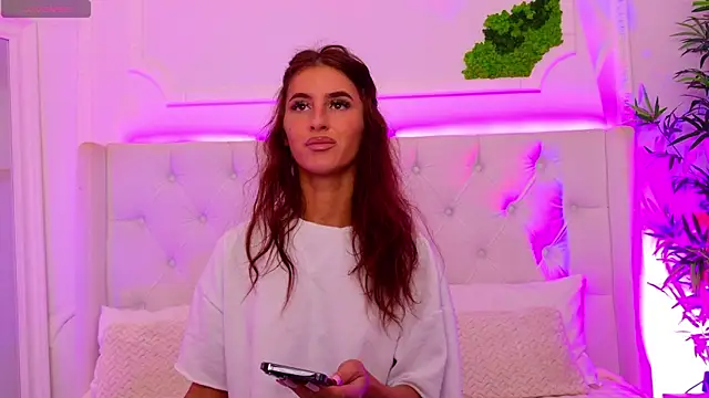 ElisaCharm online show from June 18, 3:40 am