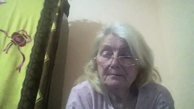 AmyLove353 online show from March 17, 9:40 pm