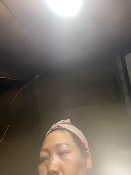 Snapshot of Top_x chatting on November 6, 2:51 pm Top x online show from November 6, 2:51 pm