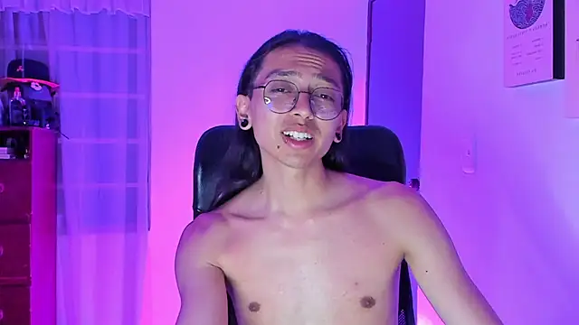  Astrea  online show from April 8, 1:05 am