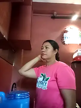 Yummymarie09 online show from November 7, 4:12 am