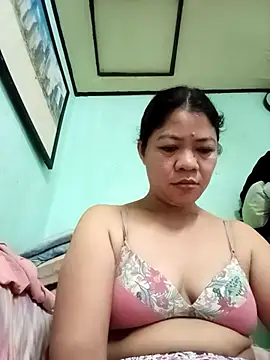 Yummymarie09 online show from November 13, 10:52 pm