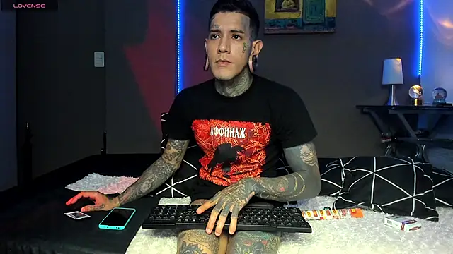 cleoo jhonny online show from March 18, 12:58 am