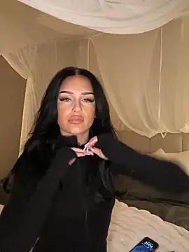 Snapshot of Gabbyys chatting on February 18, 8:05 pm Gabbyys online show from February 18, 8:05 pm