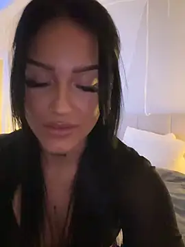 Snapshot of Gabbyys chatting on March 21, 8:01 pm Gabbyys online show from March 21, 8:01 pm