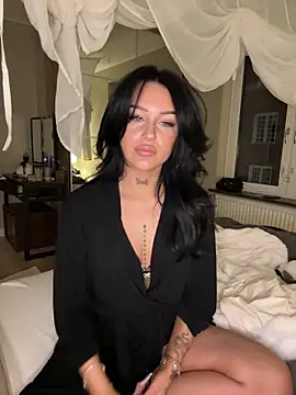 Snapshot of Gabbyys chatting on March 30, 7:04 pm Gabbyys online show from March 30, 7:04 pm