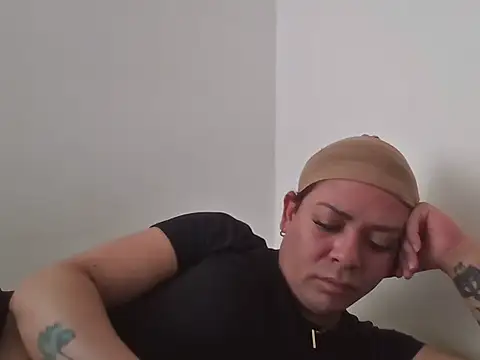 Eimy2025 online show from October 22, 1:11 pm