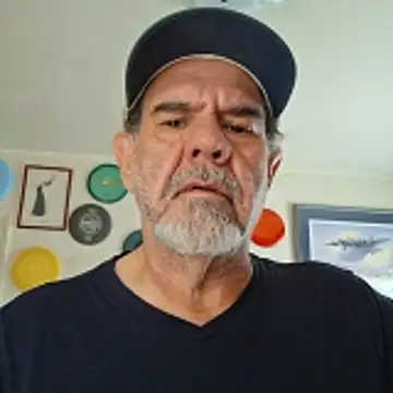 Snapshot of pena633 chatting on November 7, 3:45 pm pena633 online show from November 7, 3:45 pm