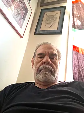 Snapshot of pena633 chatting on March 28, 12:38 pm pena633 online show from March 28, 12:38 pm