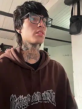 Snapshot of sflps chatting on February 23, 6:16 pm sflps online show from February 23, 6:16 pm