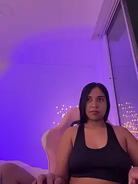 aly nicols online show from November 25, 3:28 am