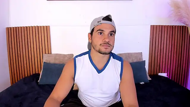 Snapshot of Jake_muller1 chatting on November 6, 3:29 am Jake muller1 online show from November 6, 3:29 am