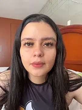 Selena Roa online show from June 10, 3:44 pm