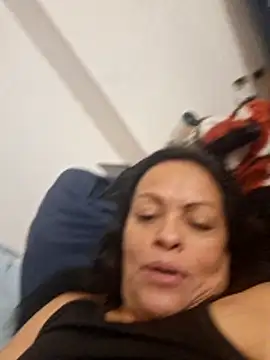 viviana-sexi online show from April 17, 6:11 pm