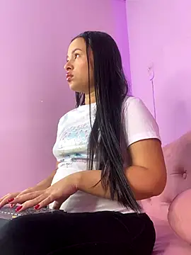 PaulaCruz01 online show from October 29, 2:36 am