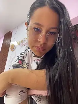 PaulaCruz01 online show from February 7, 8:12 pm
