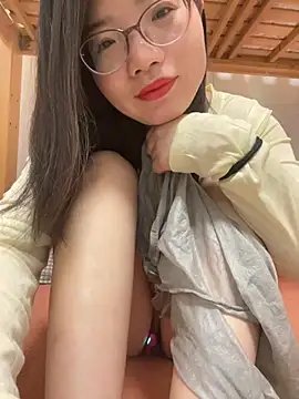 Snapshot of Nlen_baby chatting on February 5, 11:42 pm Nlen baby online show from February 5, 11:42 pm