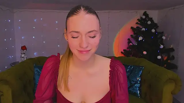 sassy cutie online show from December 18, 1:06 pm