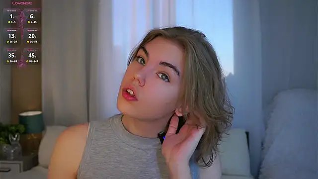 MelodyBaur online show from April 7, 12:27 pm