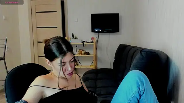 twinkle rosie online show from December 13, 7:53 pm