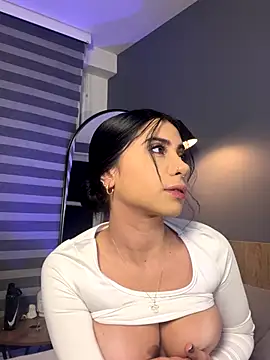 Leila Carteer online show from November 28, 10:34 pm