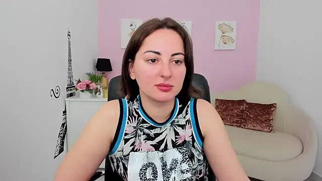 NoraSimons online show from May 24, 4:28 am