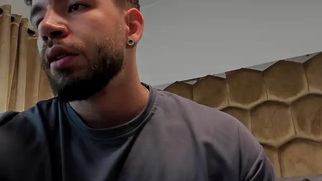 JACKSON STIFLER online show from February 8, 8:56 pm