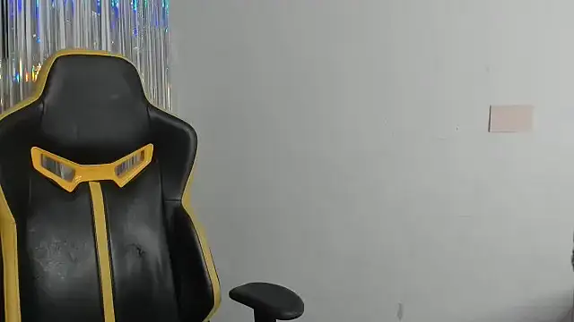 emily stars1 online show from December 19, 6:53 am